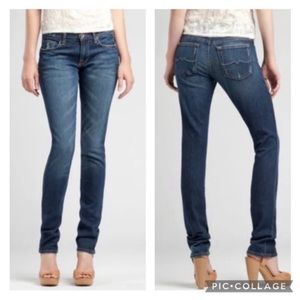 SOLD Lucky Brand Jeans Sweet & Straight Size 29 Like New Condition!